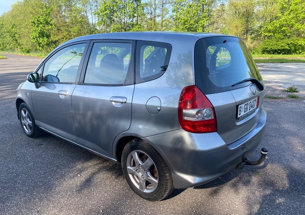 Honda Jazz cena 12999 przebieg: 139500, rok produkcji 2008 z Węgrów małe 407